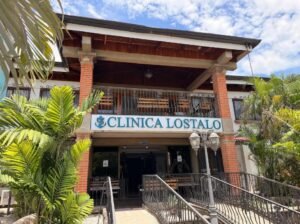 Clínica puntarenense incorpora tecnología para realizar cirugías laparoscópicas con la que busca reducir tiempos de espera y evitar traslados fuera de la provincia