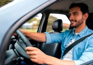 Ante aumento de accidentes de tránsito expertos recomiendan seis hábitos clave para una conducción más segura